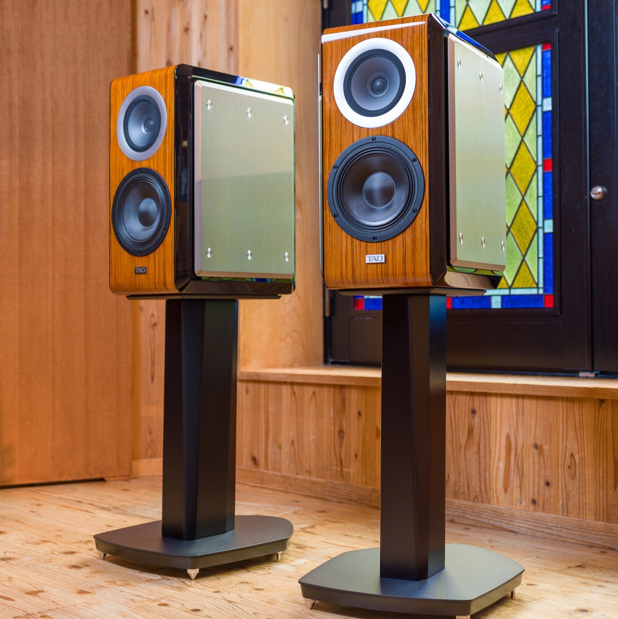 TAD Labs Compact Evolution TX Loudspeakers - Minnesota Audio