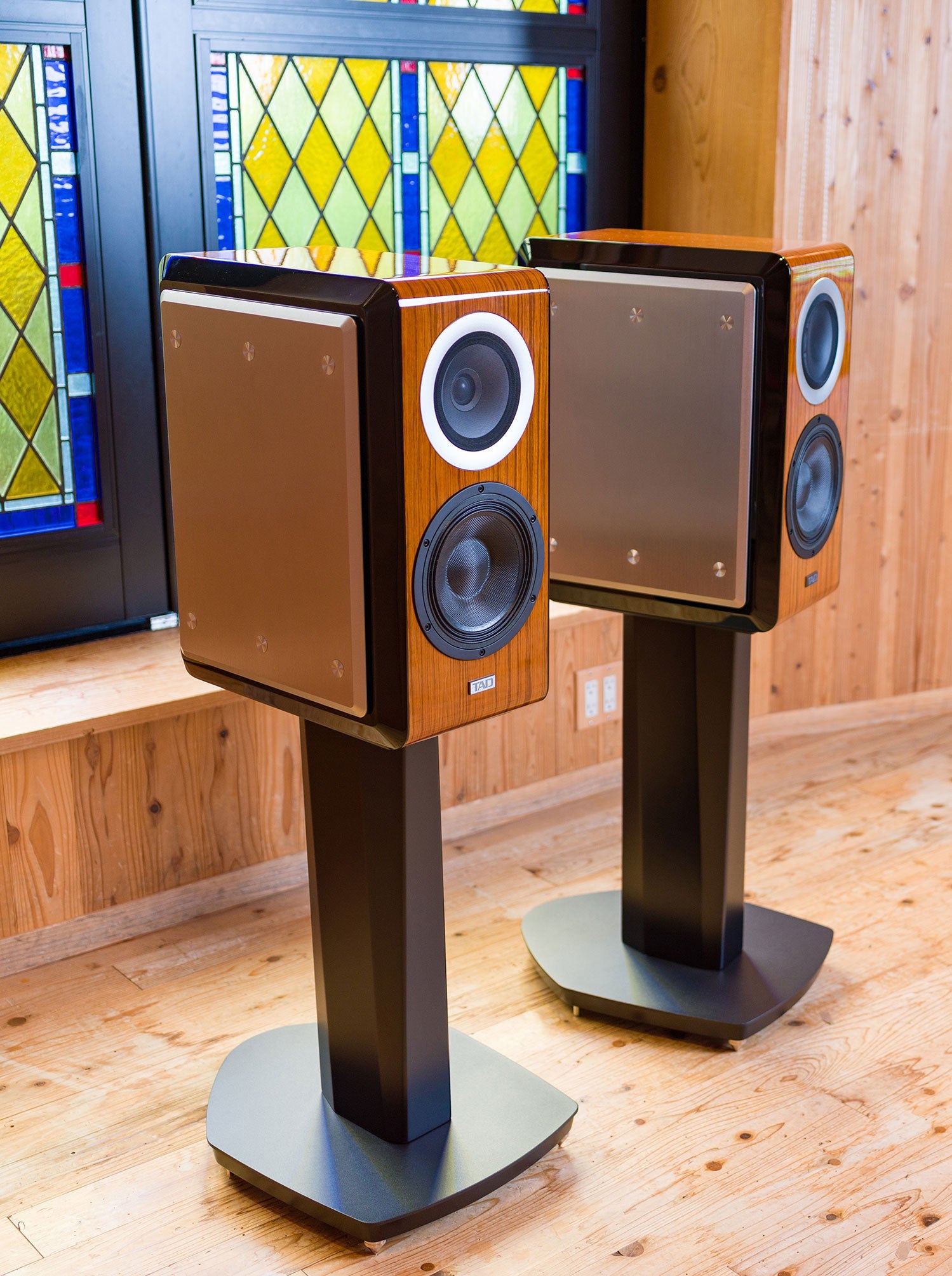 TAD Labs Compact Evolution TX Loudspeakers - Minnesota Audio