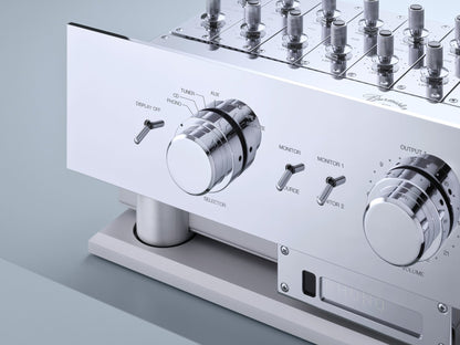 Burmester Audio 808 MK V Preamplifier - Minnesota Audio