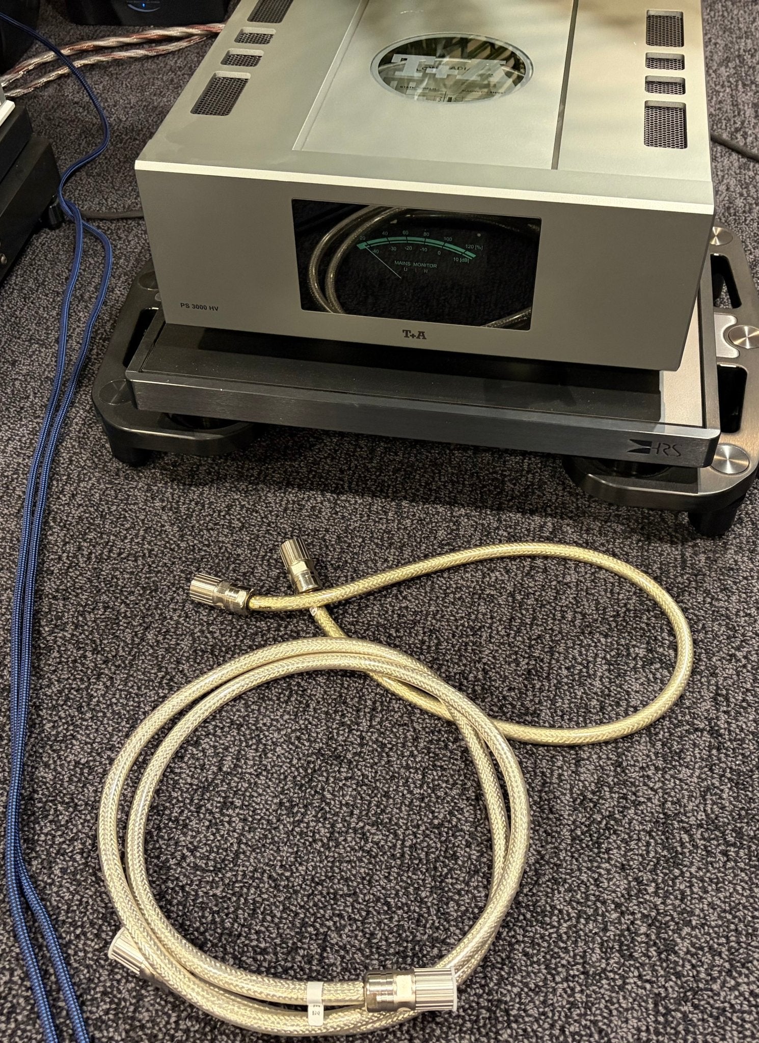 Open Box/Demo T+A PS 3000 HV External Power Supply with T+A